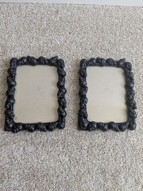 Skull Frame Set in Matte Black